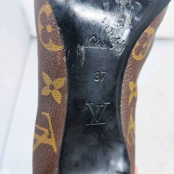 Louis Vuitton Monogram Brown Heels with Black Toe - Picture 5 of 15